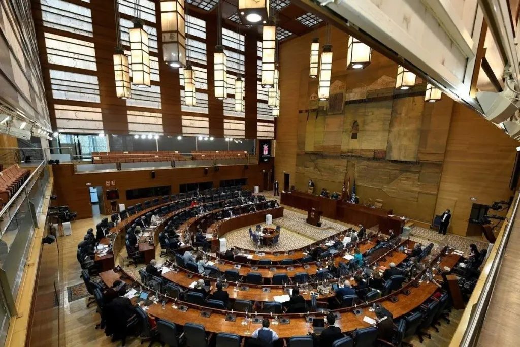 Alabastro en la asamblea de Madrid